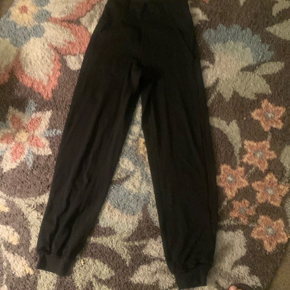 Lululemon black align jogger cool vent women’s size 4